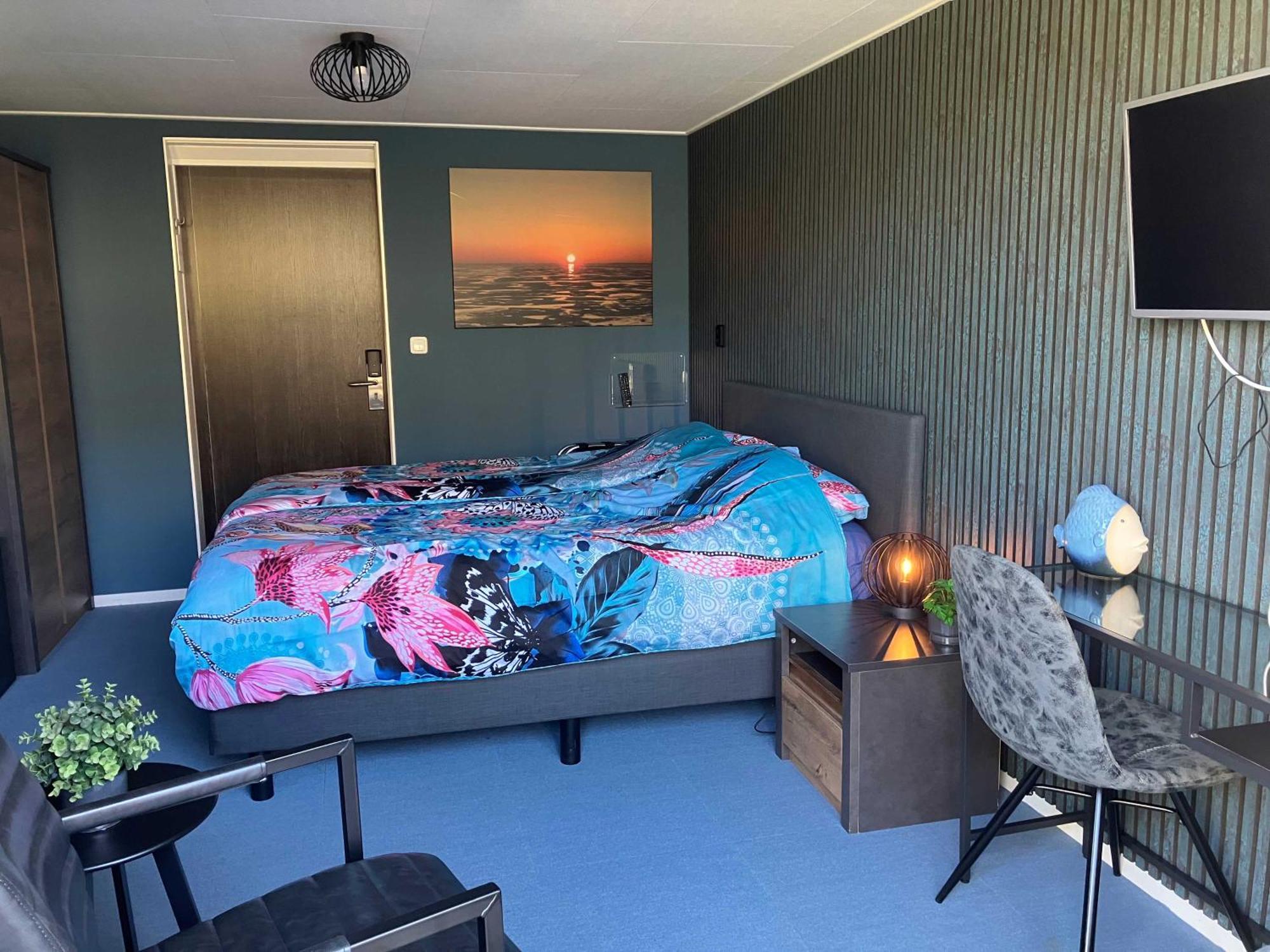 Hotel Dichtbijzee Oosterend  Kültér fotó