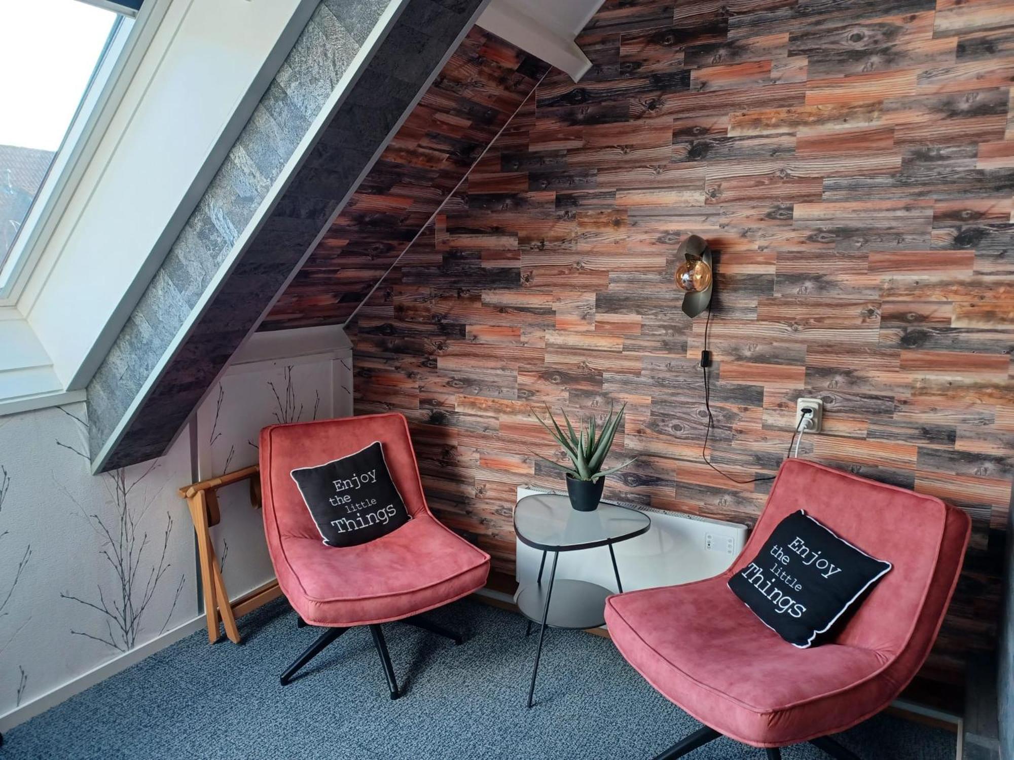 Hotel Dichtbijzee Oosterend  Kültér fotó